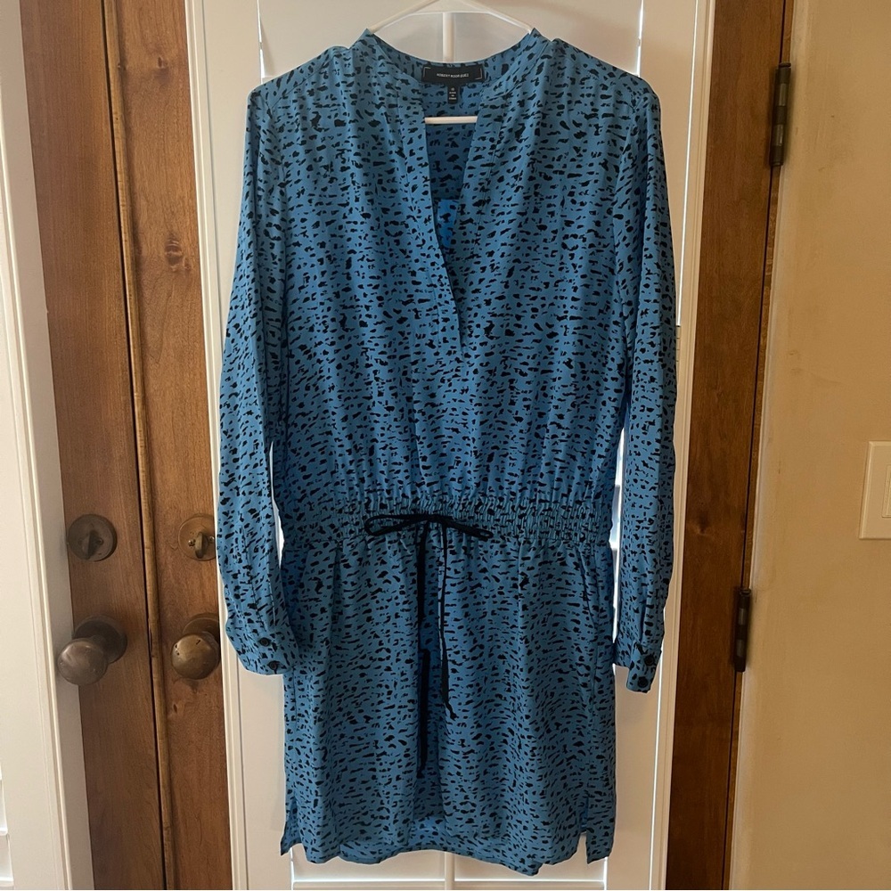 Robert Rodriguez Blue Mini Dress with Long Sleeve Cuffed Sleeves and V-Neck - Picture 2 of 11